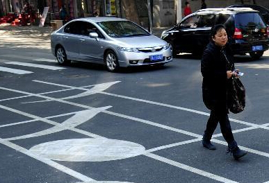 �����ɰ�ͼ�������������ͷ��