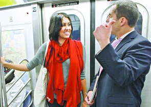 “地铁 情圣”15年约会500女子”