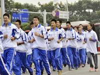 ��ͼ���ɶ���ѧ����ҵǰ����600���