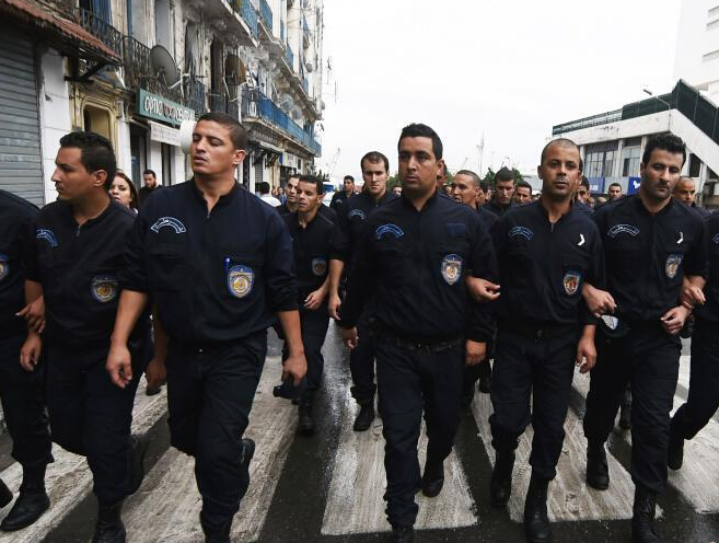 ���������Ǿ����ͷ���� Ҫ����ƹ���������