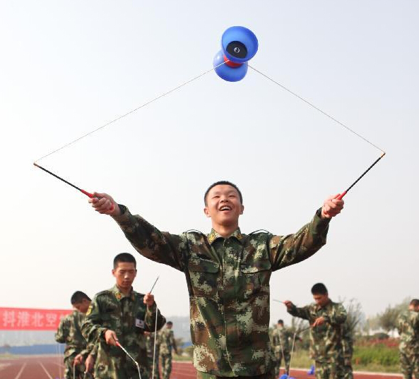 “抖”出新兵精气神”