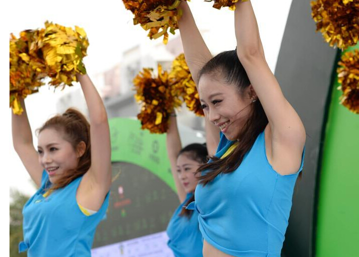 靓丽拉拉队宝贝点靓环岛赛”