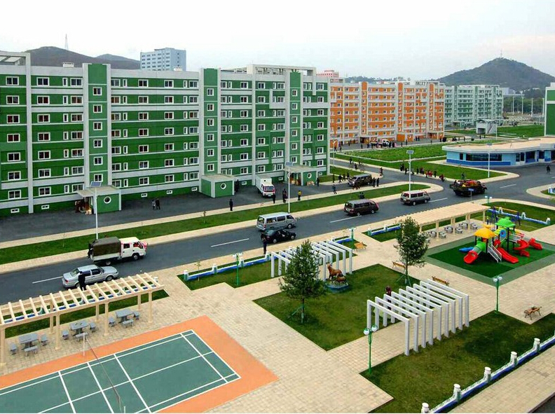 ���ʿ�ѧ��Ǩ�¾� �ظ���������ϲ��֮�顱