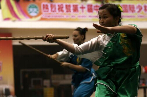 �䵱�ڼ��ش���ѧ��β������֣�������ڡ�