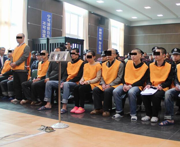 ����һ�ش�������ͥ���� 15������ͷĿ����