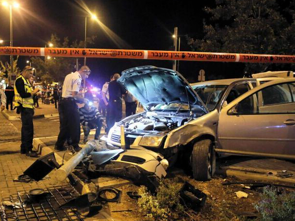 Ү·������쳵վ��Ϯ�� һ��Ӥ��������