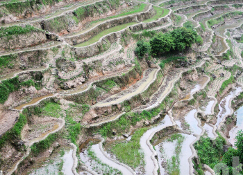 �����촨ɽ������ɫ�ʰ�� �����续��