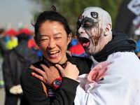 ������ͷ��ǧ�ࡰ��ʬ��(��ͼ)��