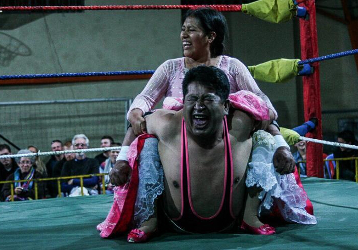 ʵ�Ĳ���ά��ˤ�ӱ��� Ů���Ӵ�������ȹ��ս���С�