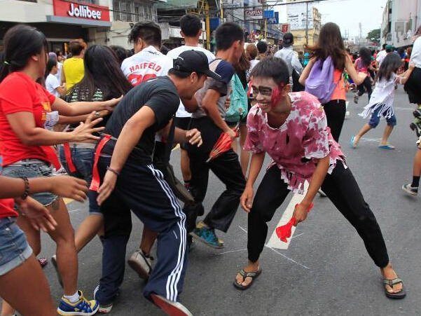 ���ɱ���ͷ����ʬ���ܡ�ӭ��ʥ�ڡ�