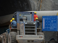 ������·���ݶ�һ������������9�˱���