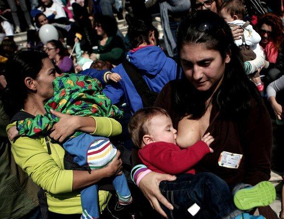 ϣ��50��ĸ����ͬʱ����Ӥ�� ��ף����ĸ��ι���ܡ�