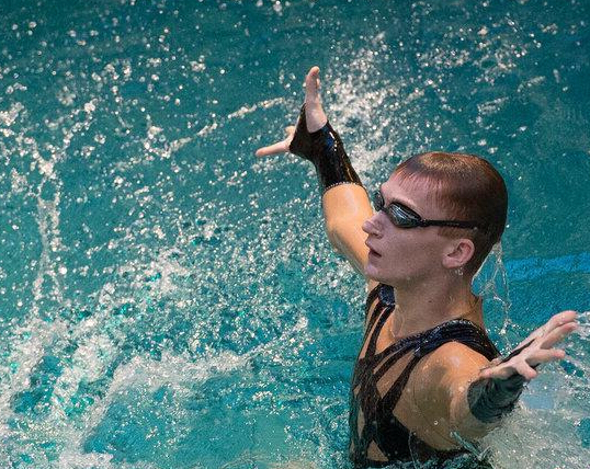 ����˹Ψһ���ӻ�����Ӿѡ�� ˮ�о����������ˡ�