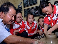 ���������������š����մ��н�У԰��