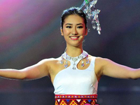 �Ĵ���Ů�񡰵�һ�����