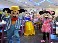 �����ֶ�������� ��ͨ����䵱������Ա��