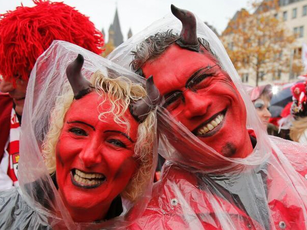 �¹���¡�񻶽ڿ�Ļ ���װ�粩һ�֡�