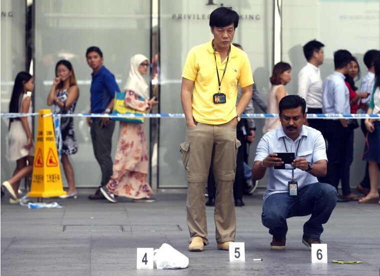 �¼��½����������ش��������ӱ����¼���