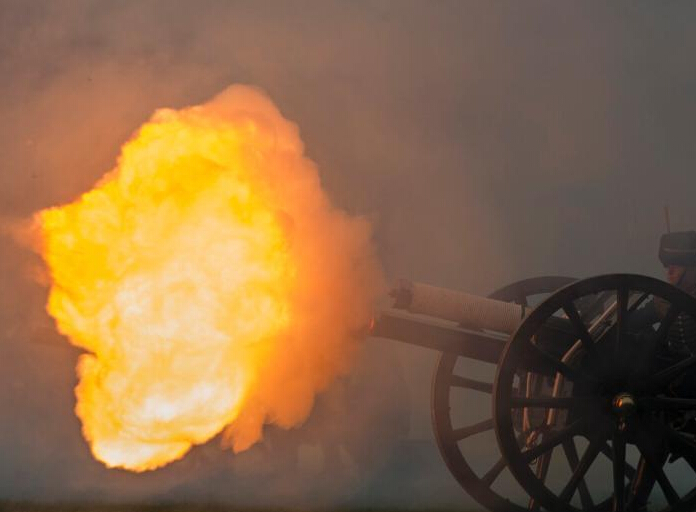 Ӣ�����˹����ӭ��66������ �ʼ��ڱ����ں��١�