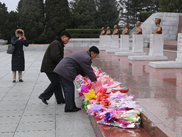 ���������������ĸ��ͭ���׻���ףĸ�׽ڡ�