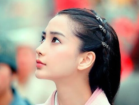 ������angelababy��ʫʫ ץ��Ů���������µ�˲�䡱