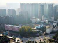 �人����һ���Ա���8��Ⱥ¥(��ͼ)��