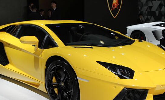人民网直击2014广州车展 兰博基尼Aventador”