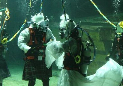 �����Ǳˮ���ھ���ˮ�»��� ��ͨѶ�豸�������ԡ�