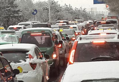 ��ѩ������������ֵ�·�ɡ�ͣ��������