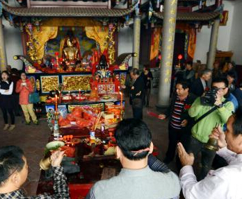 ��̨��ͬ������ʥ������990���ꡱ