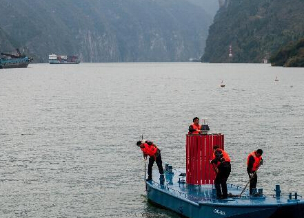 ��Ͽ��֩���ˡ��ػ������ƽ�ˮ����