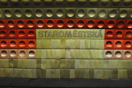 �ſ����ͣ��̵�������������վ��