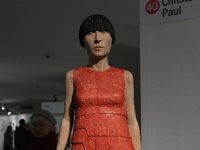 �����˸��ġ�����Ʒ��ʥ���г���