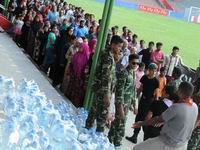 ���������׶���ˮ��˾���ֶ�ȫ��ͣˮ��