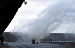 ������ը������ϮӢ�� �籩������ˡ�