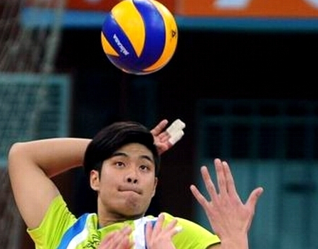 男排联赛北京主场逆转3比2险胜河南”