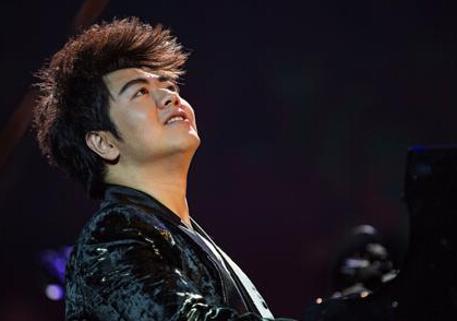 郎朗重庆音乐会跨界艺术表演”