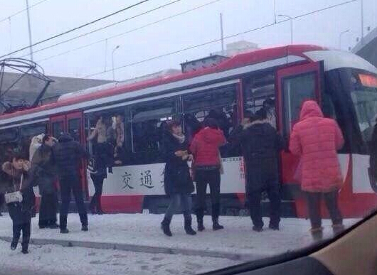 �������й�糵��ײ �˿�����������