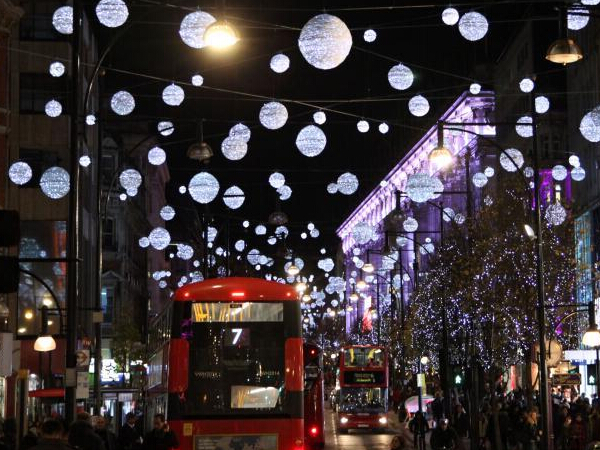 �׶ؽ�ͷ�����ͷ׵���ӭ��ʥ���ڡ�