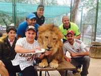 ����͢����԰�����ο�����ʨ������Ӱ��