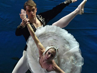 ׳����ڱ������ܰ���ʢ�硱