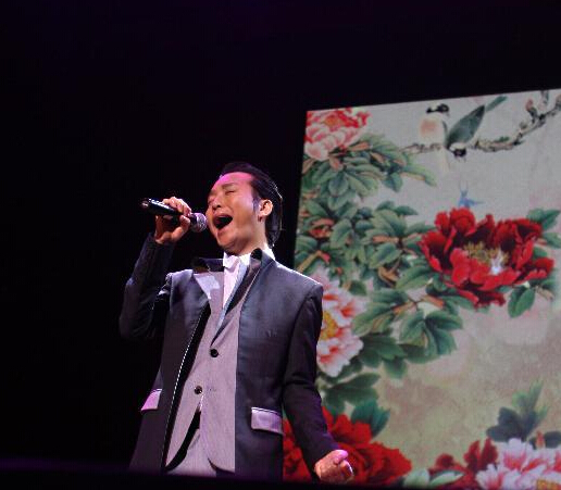 王宏伟李玉刚纽约演出受欢迎”