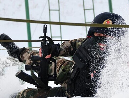 �½��߷�Ů�����ź�������æ��