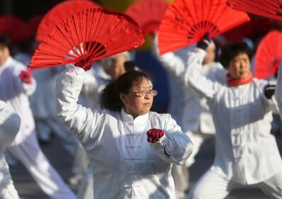 济南千人舞太极迎新年”