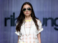 中国—东盟时装周上演杨耀基时装秀”