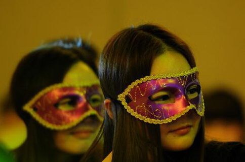 人ٰ조Ů׻ᡱǧλ˱