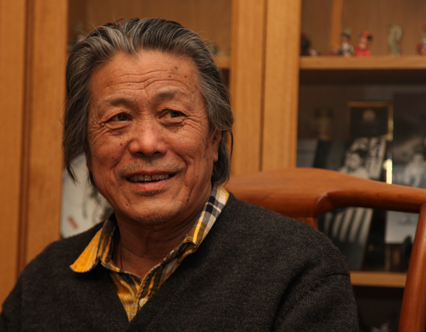 追影育人 马精武李苒冉伉俪的传奇人生”