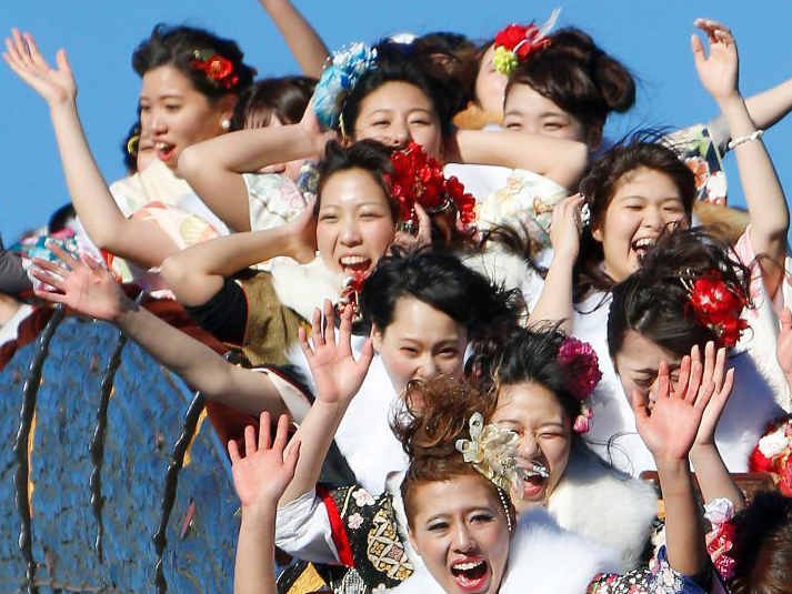 ������ʿ����г�����ʽ �ձ���Ůʢװ��ϯ��