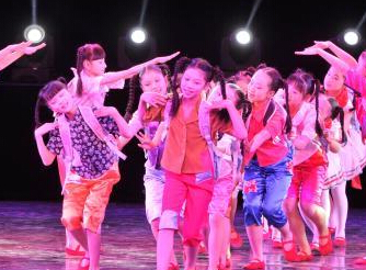 �����ٶ����趯�й��Ρ���