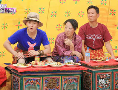 《带着爸妈》陈翔“客串“金牌调解员 化解父母积怨”